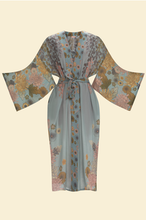 Trailing Wisteria Kimono Gown - Ice