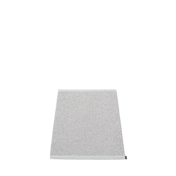 Svea Rug - Grey Metallic/Light Grey